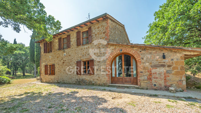 Image No.11-4 Bed Country House for sale