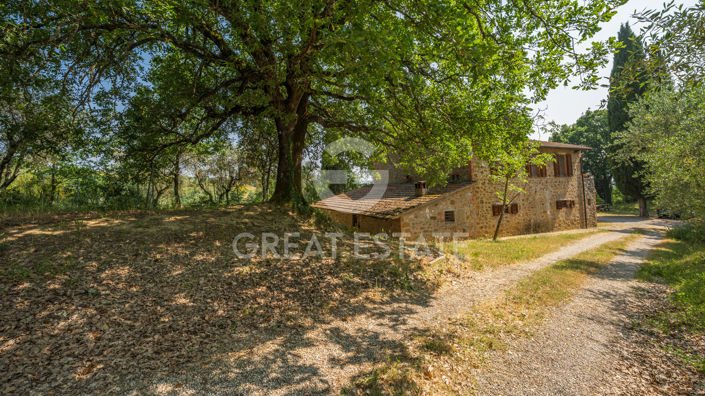 Image No.13-4 Bed Country House for sale