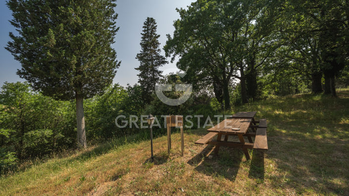 Image No.18-4 Bed Country House for sale