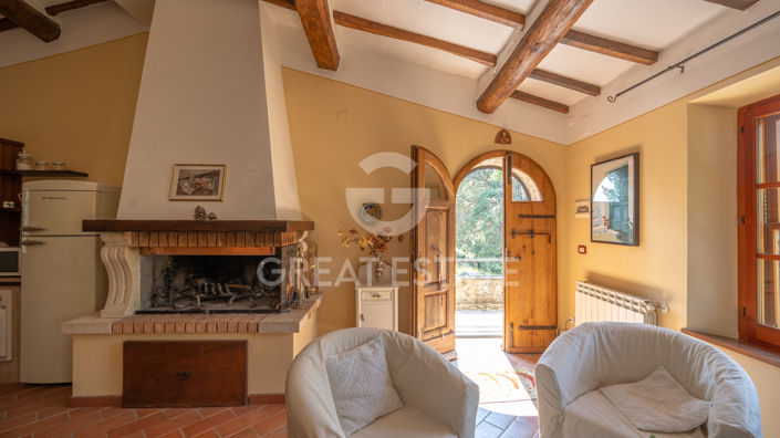 Image No.6-4 Bed Country House for sale