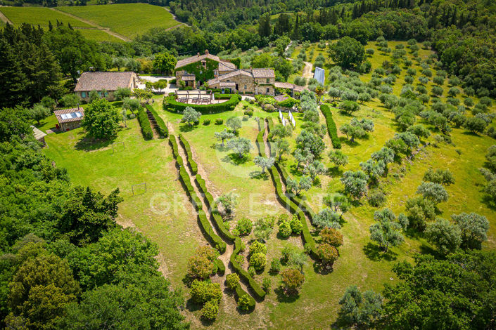 Image No.13-19 Bed Country House for sale