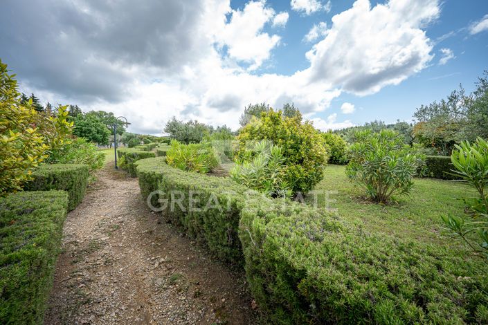 Image No.24-19 Bed Country House for sale