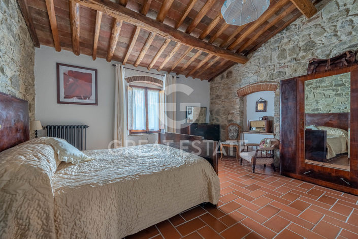 Image No.43-19 Bed Country House for sale