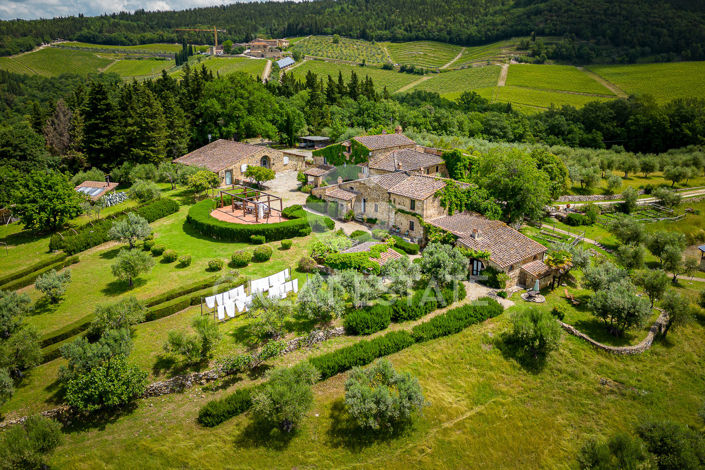 Image No.8-19 Bed Country House for sale