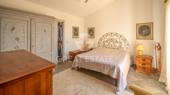 Image No.31-6 Bed Vineyard for sale