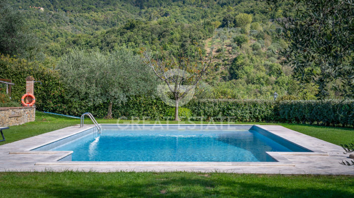 Image No.11-4 Bed Country House for sale