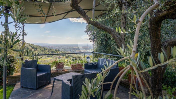 Image No.12-4 Bed Country House for sale