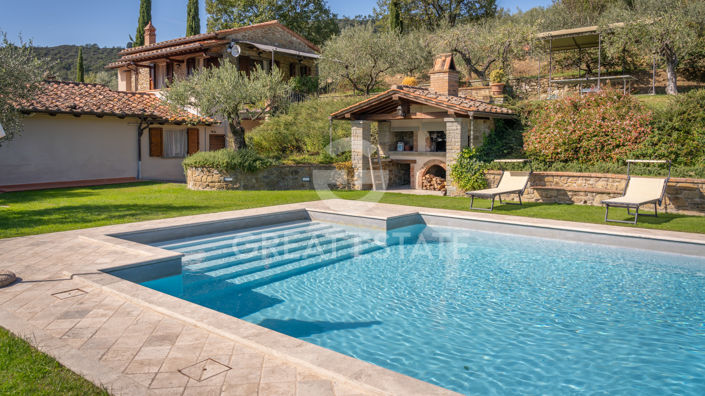 Image No.19-4 Bed Country House for sale