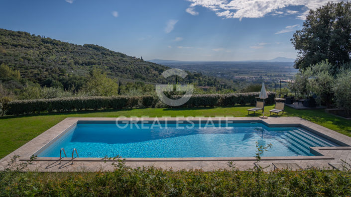 Image No.28-4 Bed Country House for sale