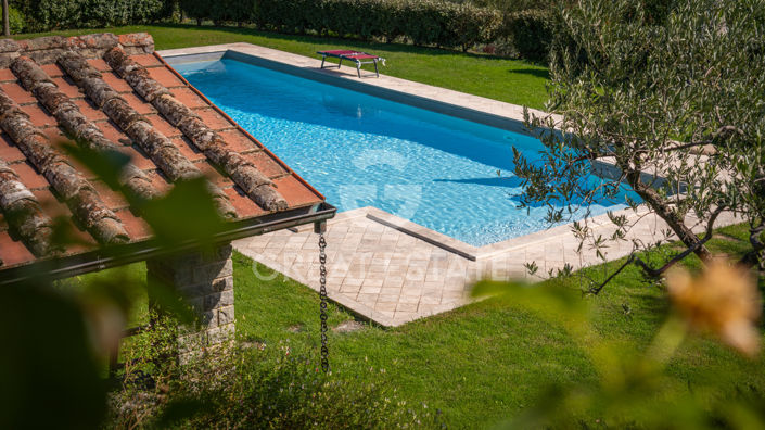 Image No.40-4 Bed Country House for sale