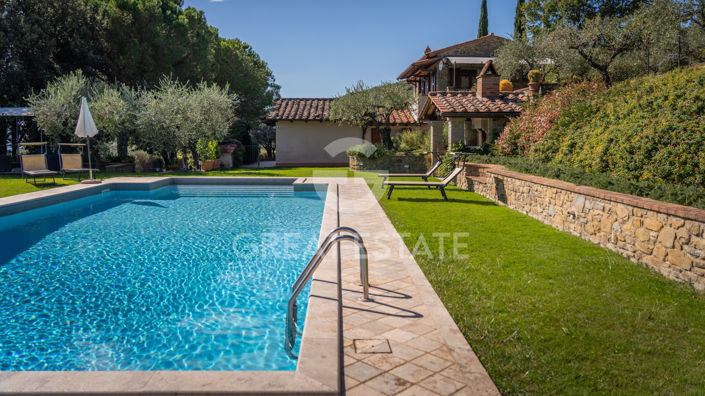 Image No.42-4 Bed Country House for sale