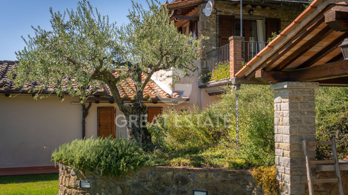 Image No.43-4 Bed Country House for sale