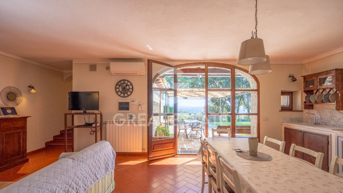 Image No.5-4 Bed Country House for sale