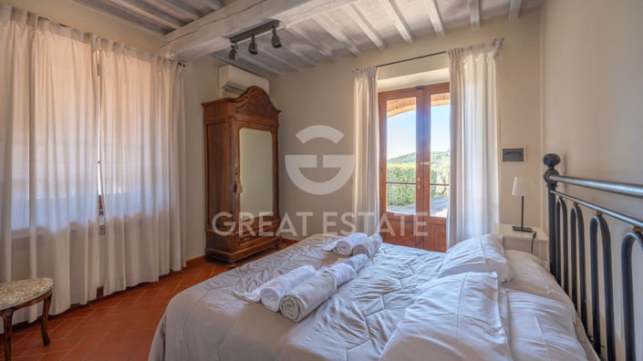 Image No.60-4 Bed Country House for sale