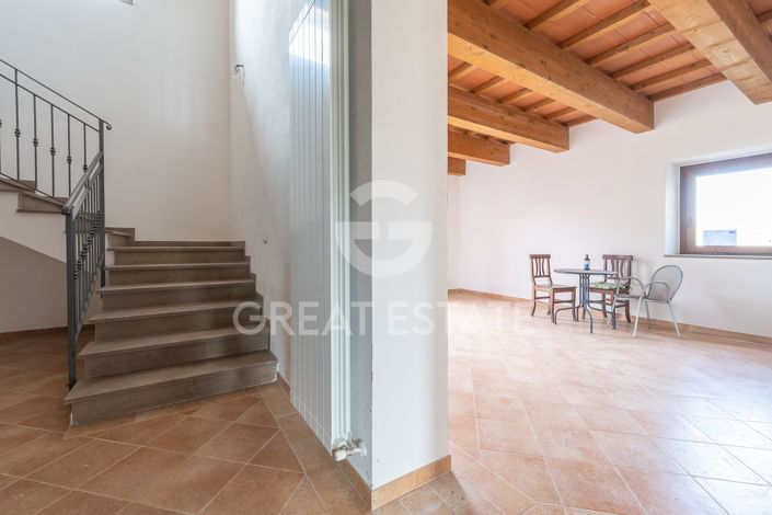 Image No.35-8 Bed Country House for sale