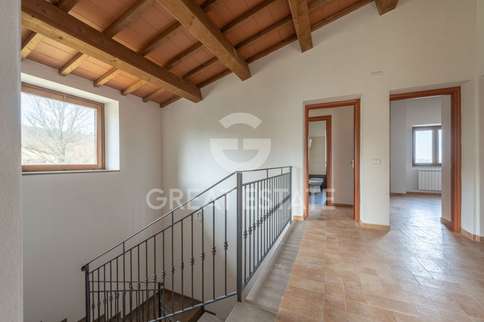 Image No.37-8 Bed Country House for sale