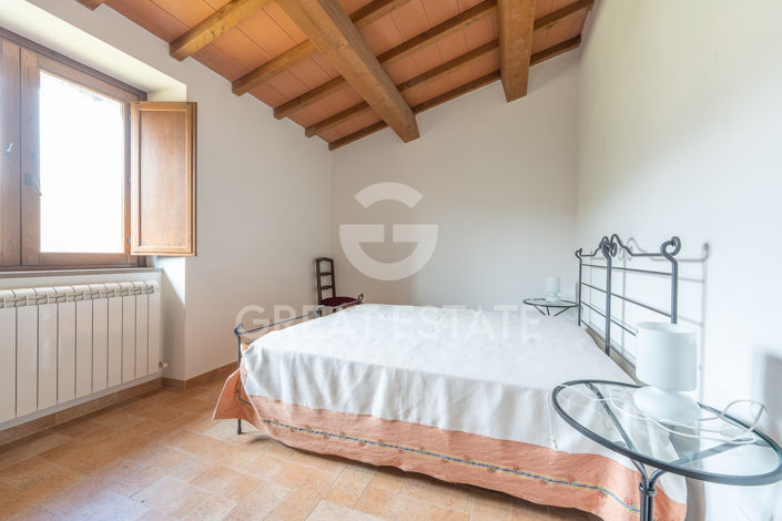 Image No.45-8 Bed Country House for sale