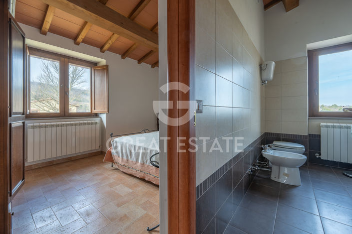 Image No.47-8 Bed Country House for sale