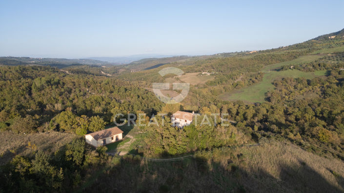 Image No.8-8 Bed Country House for sale