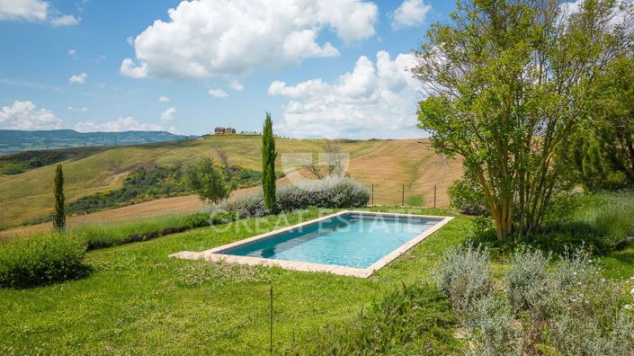 Image No.30-4 Bed Country House for sale