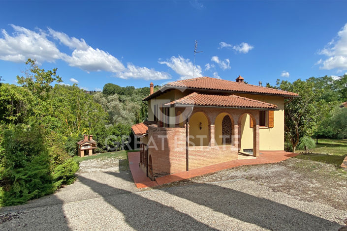 Image No.11-3 Bed Country House for sale