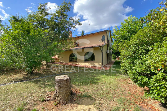 Image No.12-3 Bed Country House for sale