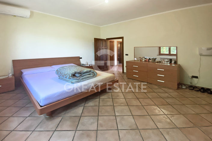 Image No.25-3 Bed Country House for sale