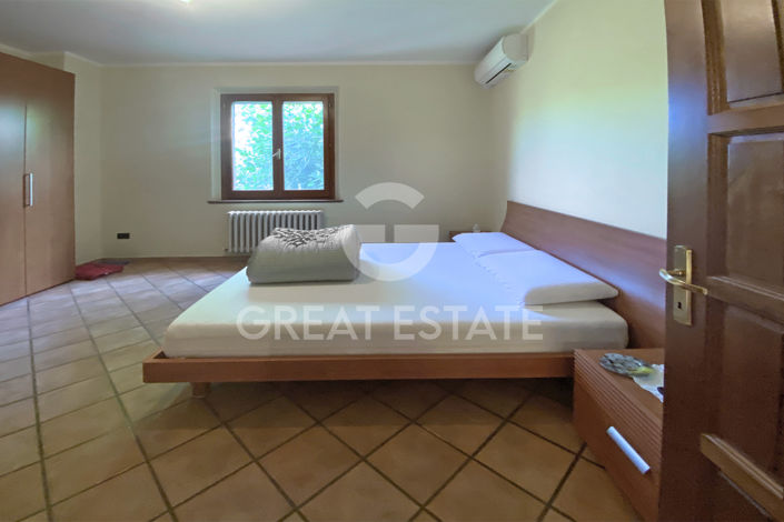 Image No.26-3 Bed Country House for sale