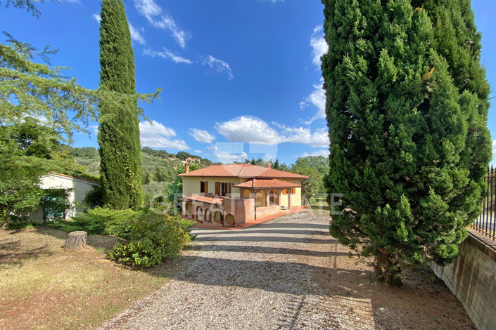 Image No.9-3 Bed Country House for sale