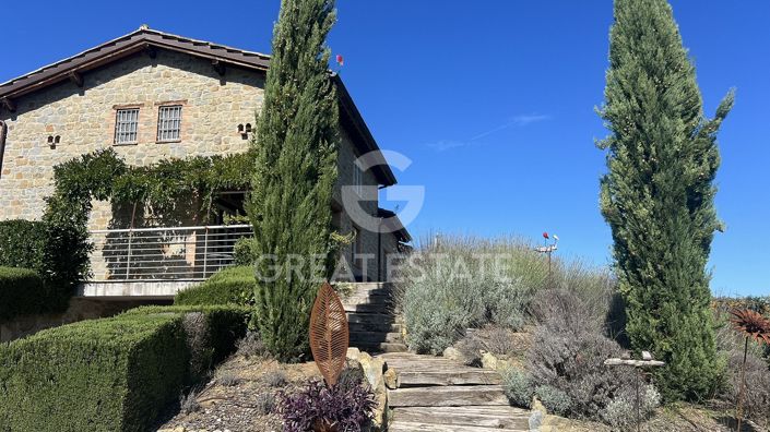 Image No.2-1 Bed Country House for sale