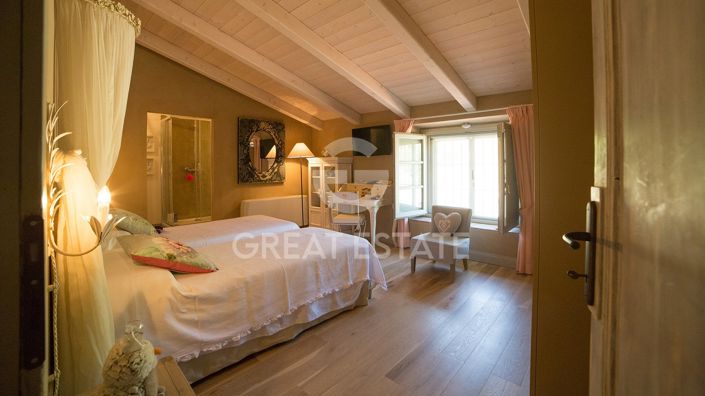 Image No.21-1 Bed Country House for sale