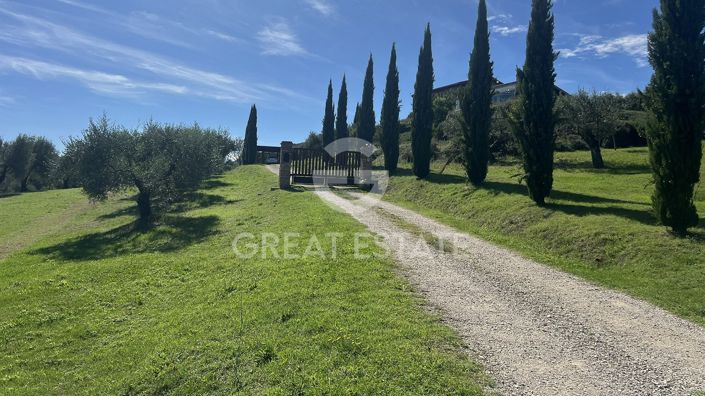 Image No.28-1 Bed Country House for sale