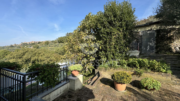 Image No.10-2 Bed Country House for sale