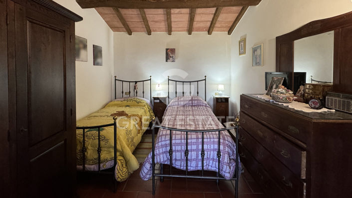 Image No.19-2 Bed Country House for sale