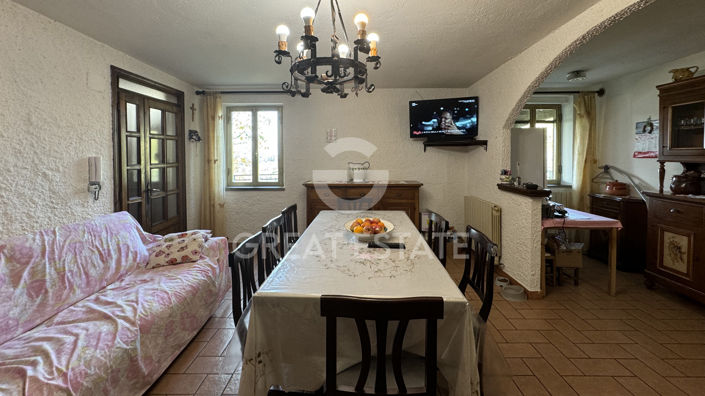 Image No.5-2 Bed Country House for sale