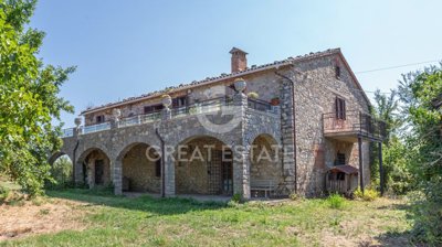5 Bed Country House for sale