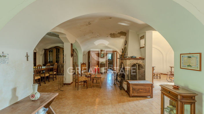 Image No.23-5 Bed Country House for sale