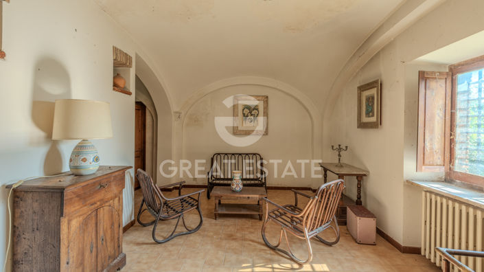 Image No.25-5 Bed Country House for sale