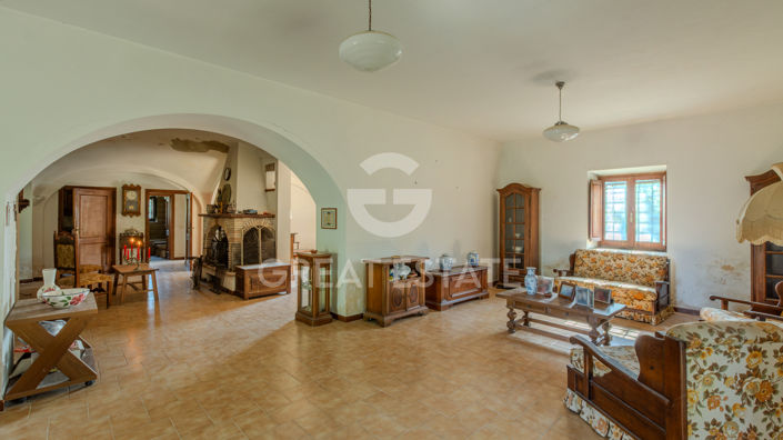 Image No.30-5 Bed Country House for sale