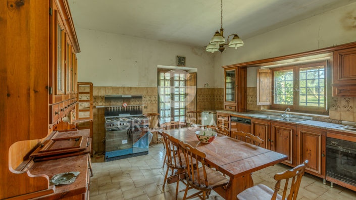 Image No.31-5 Bed Country House for sale