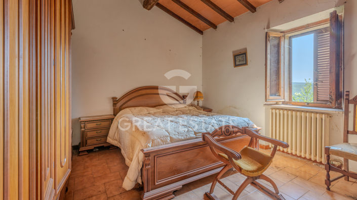Image No.33-5 Bed Country House for sale