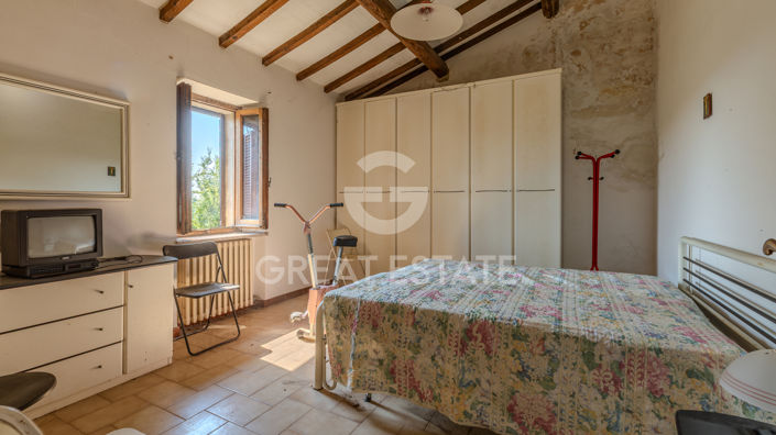 Image No.35-5 Bed Country House for sale