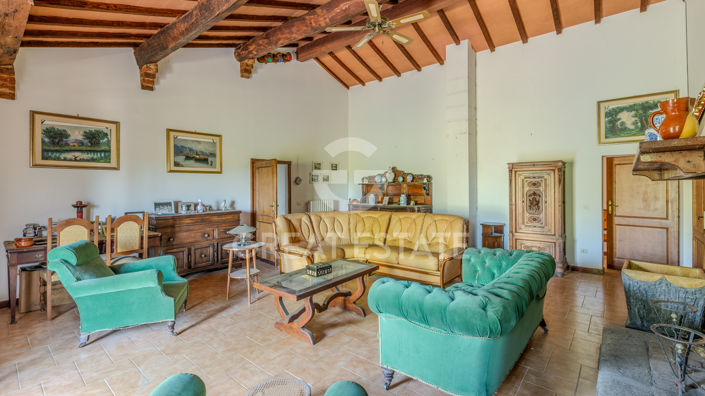 Image No.6-5 Bed Country House for sale