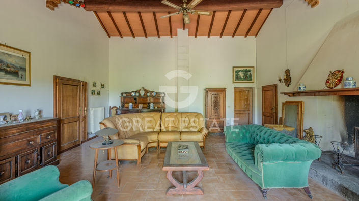 Image No.7-5 Bed Country House for sale