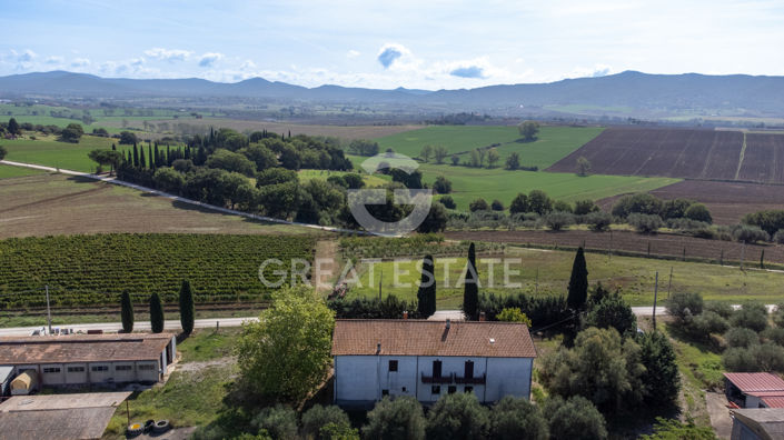 Image No.8-Maison de campagne de 6 chambres à vendre à Castiglione del Lago