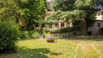 vendesi-castello-borgo-in-umbria-terni-san-ge
