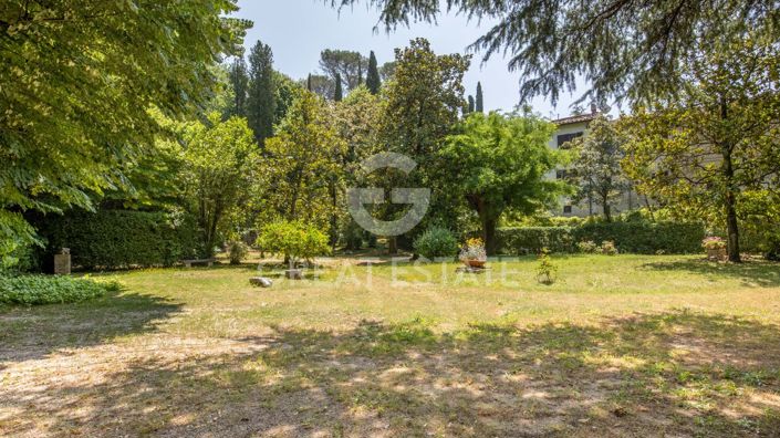 Image No.17-24 Bed Chateaux for sale