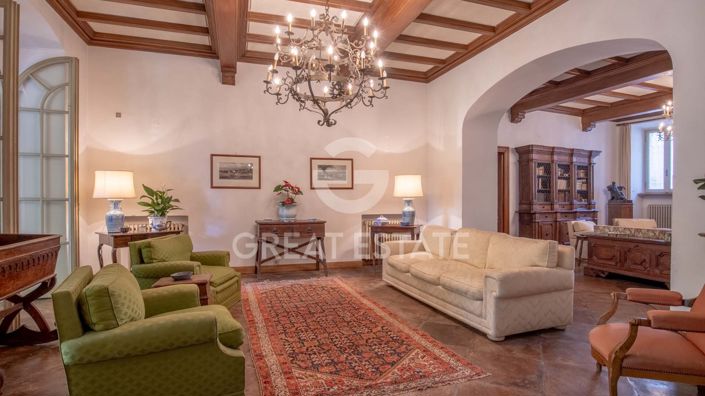 Image No.2-24 Bed Chateaux for sale