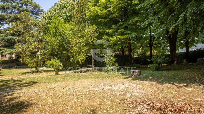 Image No.21-24 Bed Chateaux for sale