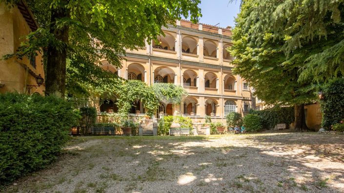 Image No.3-24 Bed Chateaux for sale